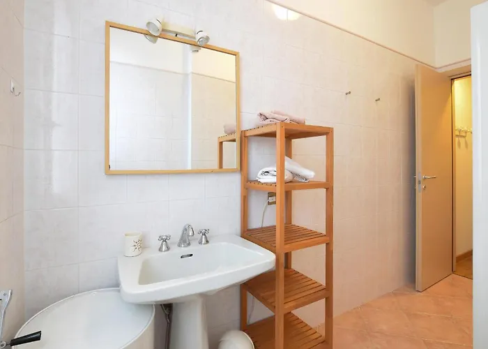 Lovely In With Wifi 스트레사